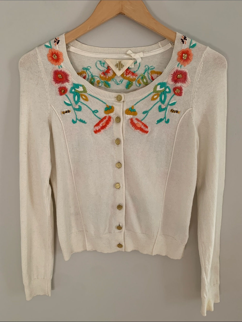 Anthropologie Embroidered Flowers And Bees Cardigan Cream Small Nature Garden